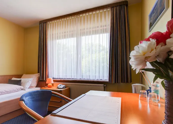 Elbinsel Free Parking Hotel 3*