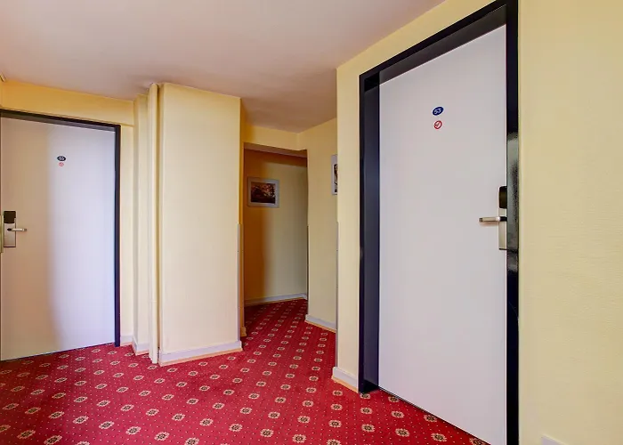 Hotel Elbinsel Free Parking 3* Hamburg